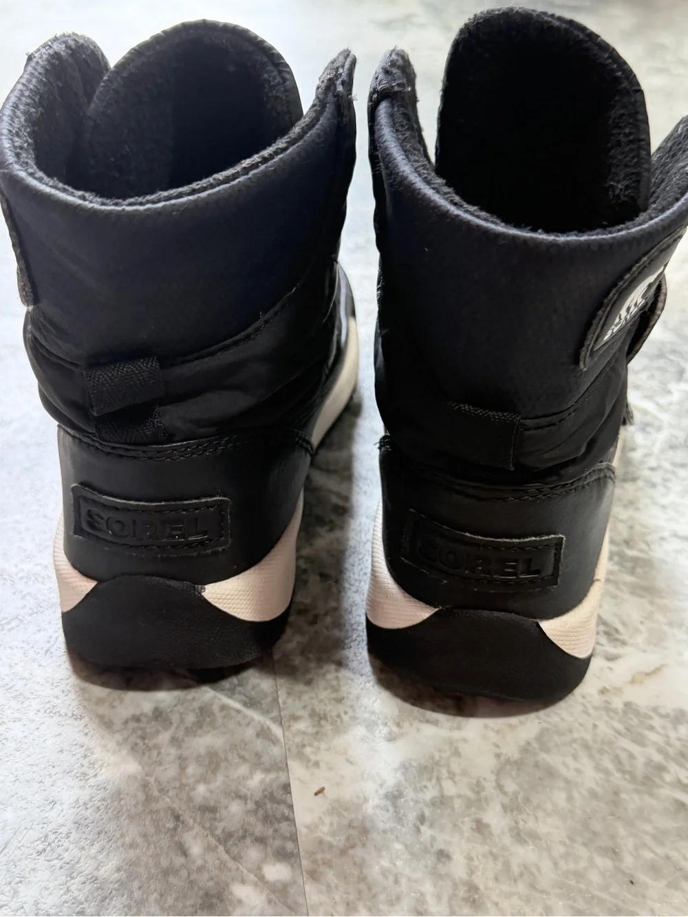 SOREL Kids Waterproof Winter Snow Boots mid Black Size 12 Whitney unisex